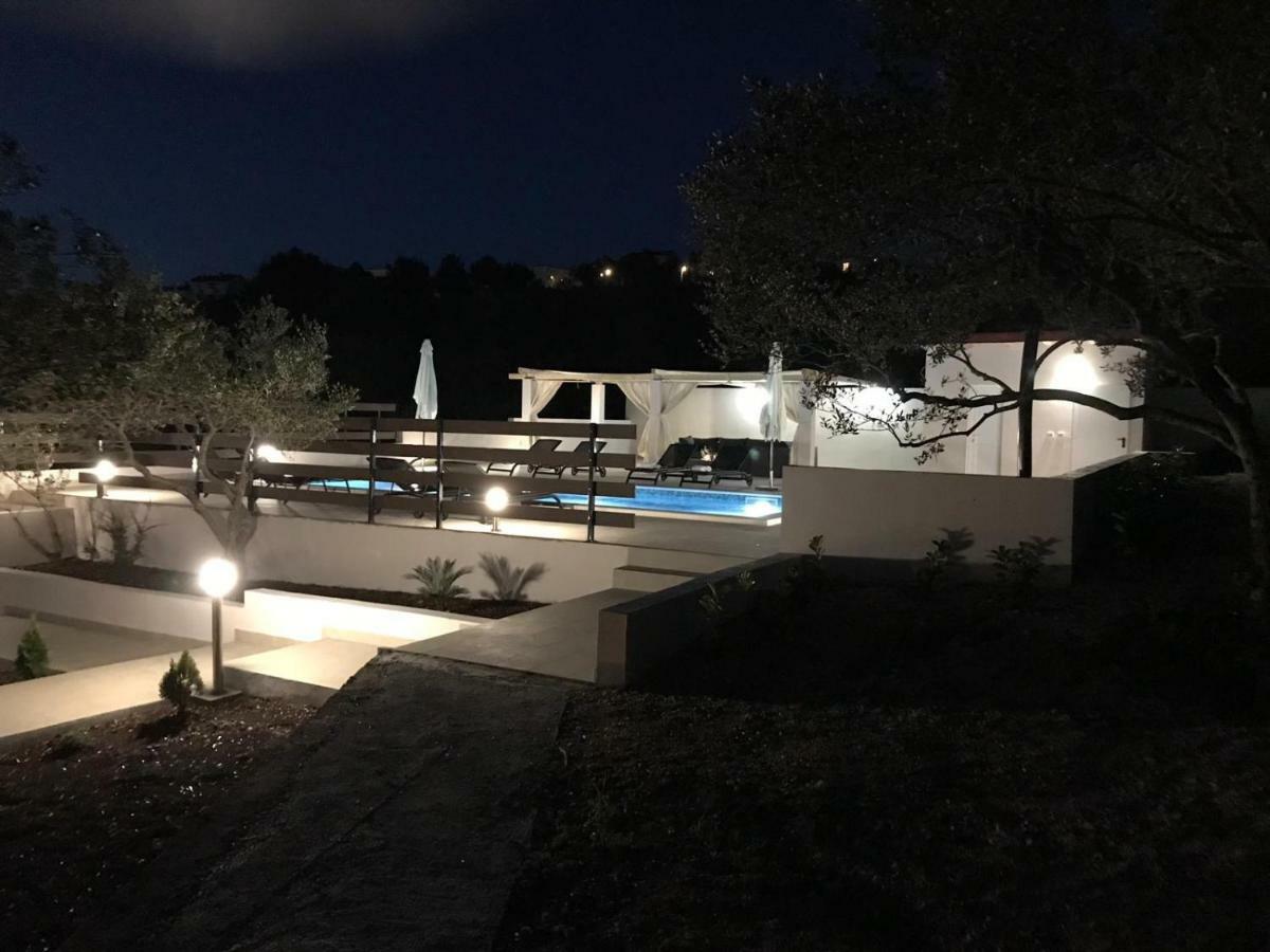 Apartmani Vujic- Villa Dolac Трогир Экстерьер фото